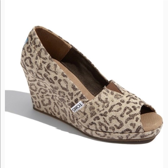 Toms Shoes - TOMS Leopard Wedges